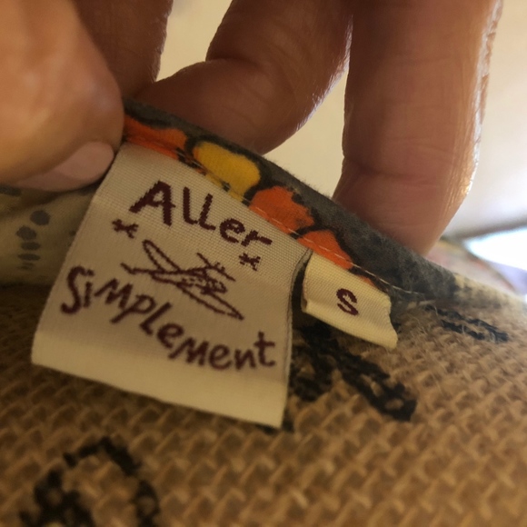 Aller Simplement blouse, size small - Picture 2 of 4